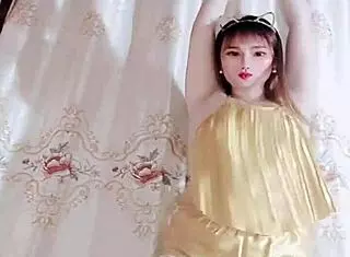 Viet Teen 18+ Dancing Bigo Wildly!