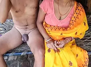 Whoa, Desi Bhabhi Alone Fucks Her Beautiful Big Boobs in Creampie Fantasy!