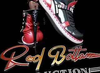 Granny gives pizza boy a suck off in curvy bbw cougar blowjob.