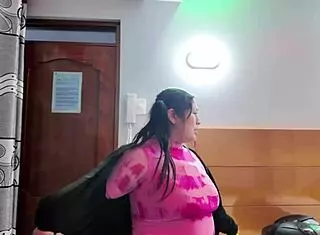 bbw babe in shorts and leggings dances at casting then gets fat ass involved in cuckold workout fun