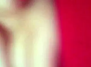 Girl Masturbates Live With Pussy