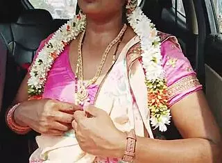 indian sexy saree bhabi enjoys car romance with telugu dirty talks