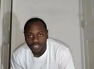 relaxing eating stretching and thinking of what to say and do to sound more thankful for free around religious holidays like thanksgiving 1