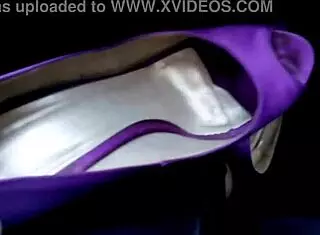 Piedi Da Leccare Feet To Lick In Femdom Humiliation With Heels And Shoes!