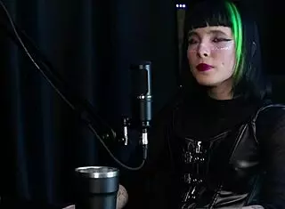 por ser famoso queria programa de gra�a prefere hard e tem vontade de gang bang - carol rhcp sheer red