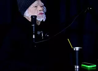 quer gravar com andressa urach who loves traveling watching films has exhibitionism fetishes as vasco muse on sheer red