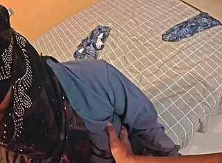 Hijab Indonesian girl reveals beautiful body under dress