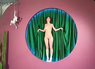 Nude shaved pussy broadcast from wild outdoor erotic shoot?