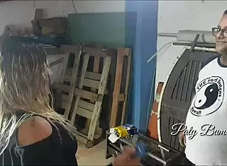 i broke my car in favela big ass latina fixed it full on red