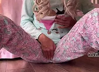 skinny 18yo teen fingers petite pussy hard till squirting orgasm small tits