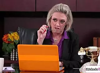 Big Tits Milf Fingers Petite Teen Housekeeper Pussy Wet!