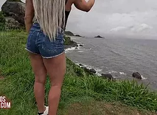 casal mattos na praia com grelona anne foda molhada gozada surpresa 🔥🍑💦