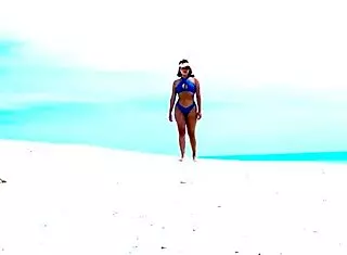 Marina Gold Takes Deepthroat Face Fuck to Squirting Cum on Beach Toilet