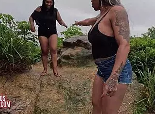 casal mattos na praia com grelona anne foda molhada gozada surpresa 🔥🍑💦
