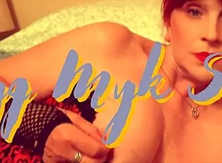 granny in fishnets corset gives justice league blowjob cosplay 😍👵💋