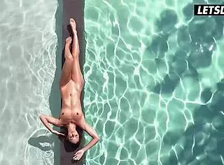 best friends devour each others pussies poolside!