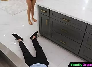 schoolgirl sneaks to kitchen rides stuck daddy cock hard 😈🍆🔥💦