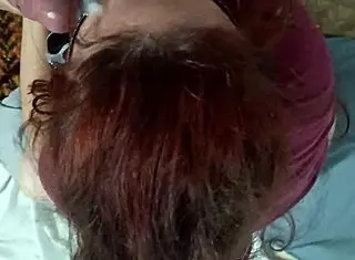 safadoscasal's wife takes a hot facial blowbang 😍💦 who wouldn't cum on that delicia?