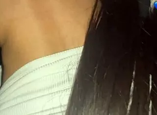 Учусь ебать без гандона соседскую пизду в день рождения!