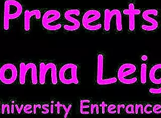 TAMPA NURSE DONNA LEIGH SPREADS IN LATEX HOSPITAL FETISH!