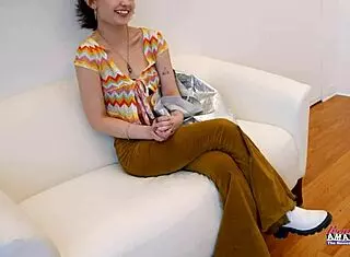 Short Haired Cutie Wendy Rims Ass And Sucks Juicy Dick To Milk Cum