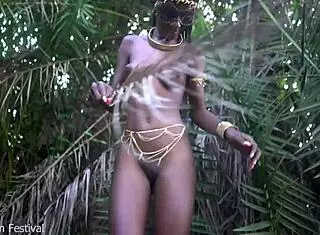 i crave that hot skinny african village girl's small waist naked outdoor cock hunt