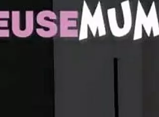 damn this tall ebony milf fucks cock so sexy...