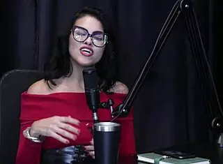 Annie clementine hottest podcast prelims bia hot?