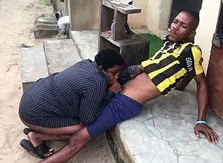 Oiled curvy babe outdoor sex fails hard