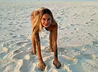 Monika Fox's beach freedom exposes pussy ass joy