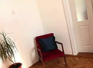 Blonde Milf Fingers Wet Hairy Pussy To Squirt