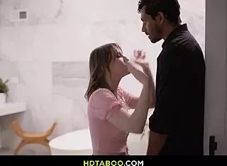 mi casa es su casa alex jones pounds melody marks ken feels wildly