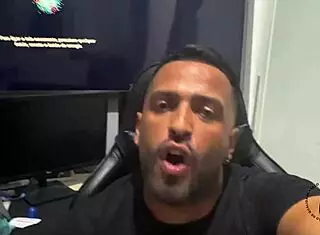 Fodendo duas garotas pretas com pauzão interracial cowgirl doggystyle