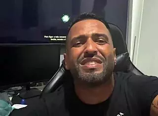 Fodendo duas garotas pretas com pauzão interracial cowgirl doggystyle