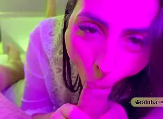 hoje meu corno manso ganhou minha boquinha minha bundona e gozar nos pés safados