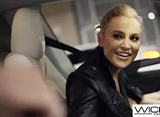 uber driver blake blossom uh invites client home fer some wild fuckin' ride!!