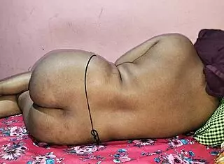 Muslim Mom's Massage Turns To Dick Sliding Sex In Shop