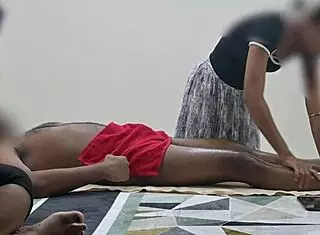 this happy ending massage flashes right to your explosion