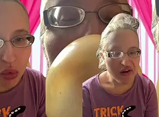 asmr bubble gum chewing sounds for headphones fetish fun