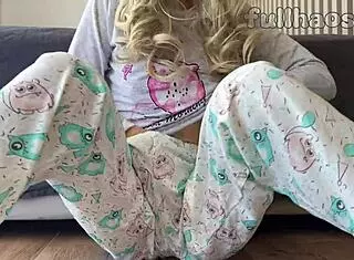 skinny asian teen small tits fingering squirt orgasm closeup masturbation horny petite