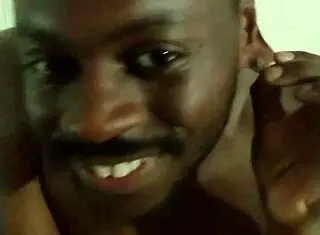 thinking up romantic sketches worshipping women in jeans