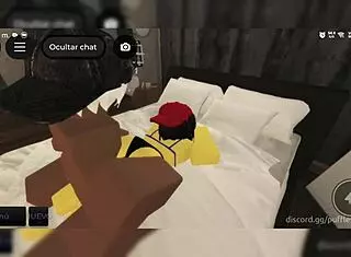 Puffles shares her average mobile experience 😊📱