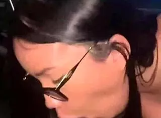 era só uma carona... mas essa asiática gostosa implorou pro uber foder sem camisinha na rua