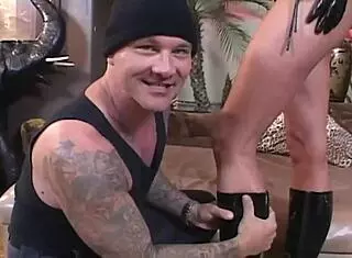 nicole sheridan latex slut deepthroats cum in tight asshole spanked