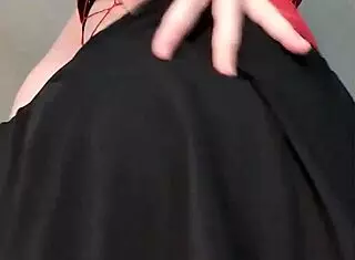 juicy curvy slut strips teases shakes big ass pussy