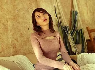 whoa that model legged celeb wife screams orgasms while hubby's in paris full hd vid