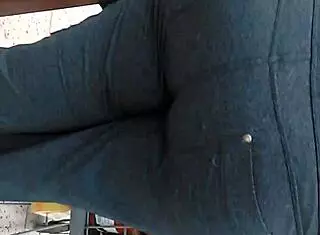 Spot that big booty pawg shopping at cub foods