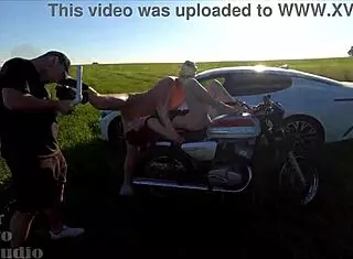 Pearl's ass gaped by biker cock in outdoor moto fuck 💦🏍️