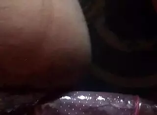 Homemade clip shows off tight Nigerian pussy closeup