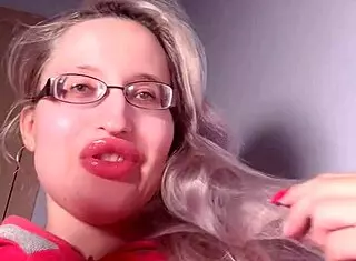 hey bimbo, worship my red lipgloss goddess in findom webcam glasses session?